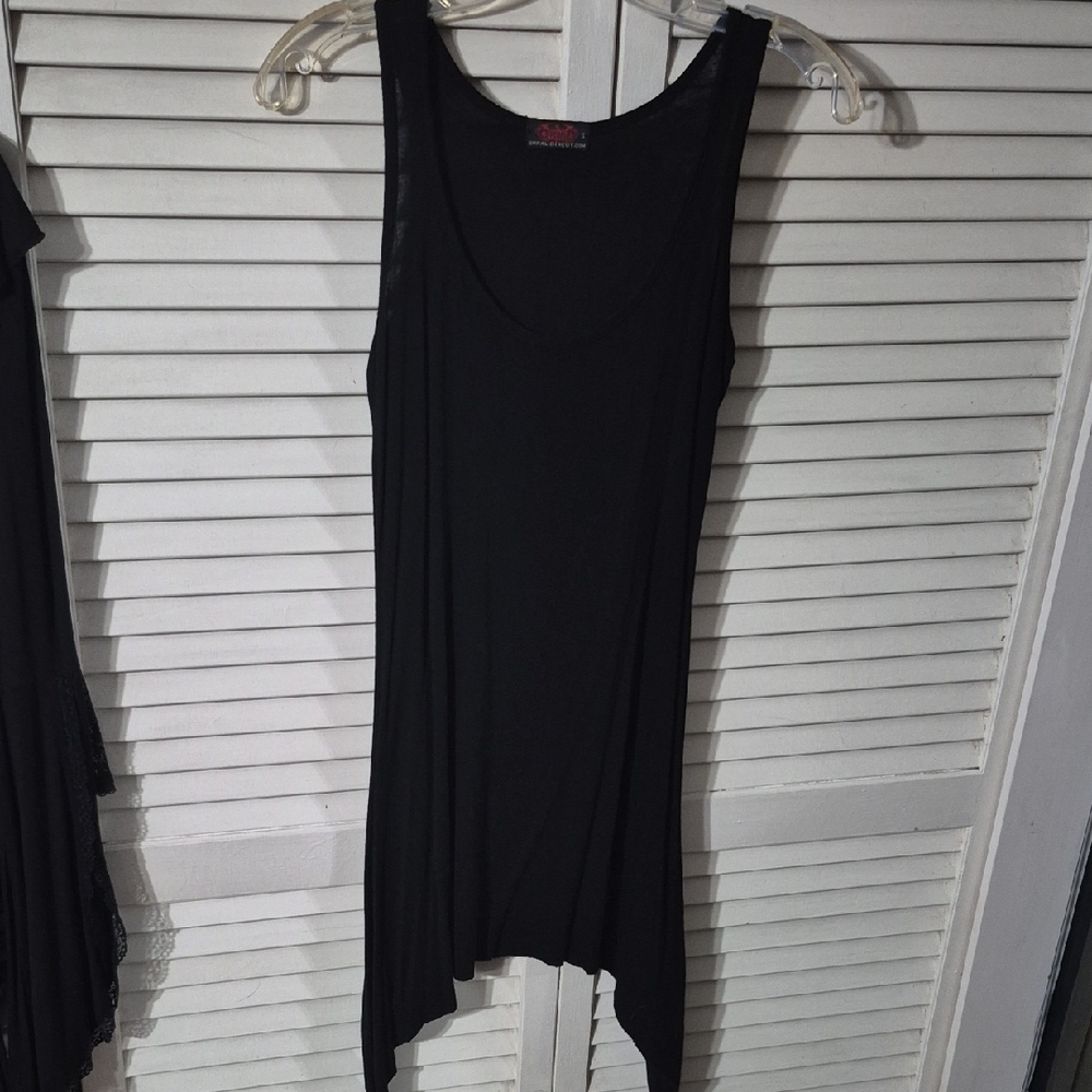 Elegant Black Sleeveless Top
